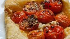 Tomato puff pastry tart