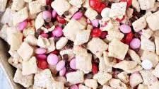 Valentine's Day Muddy Buddy Chex Mix