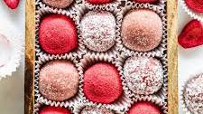 White Chocolate Strawberry Fudge