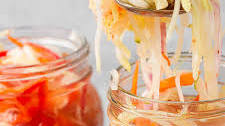 Achara (Filipino Pickled Green Papaya Apsara)