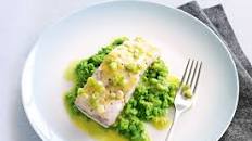 Baked fish with pea puree