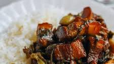 Braised Pork Belly with Pickled Mustard Greens (酸菜卤肉饭)