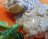 Cat Head Biscuits With Sawmill Gravy