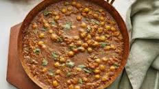 Chana Masala (Indian Chickpea Curry)