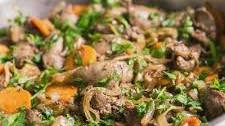 Chicken liver with onions and carrot