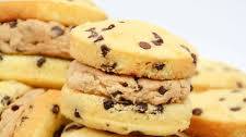 Chocolate Chip Whoopie Pies