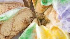 Cinnamon-Cream Cheese King Cake