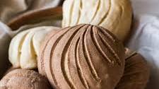 Conchas (Mexican Pan Dulce)