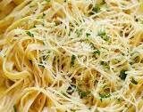 Creamy Garlic Parmesan Fettuccine