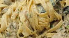 Creamy Mushroom Alfredo Pasta
