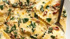 Creamy Sun-dried Tomato and Spinach Ravioli