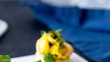 Curried Chicken Pastry Cups