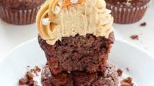 Dark Chocolate Brownie Cupcakes with Salted Caramel Frosting and a Giveaway
