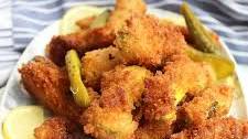 Deep Fried Dill Pickles (Frickles)