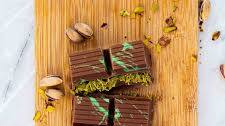 Dubai Chocolate Bar (Homemade "Can't Get Knafeh of It")