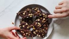 EASY DARK CHOCOLATE BARK WITH CARDAMOM