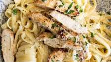 Easy Chicken Alfredo Pasta