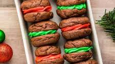 Easy Christmas Whoopie Pies