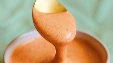 Easy Creamy Sriracha Sauce Recipe (Only 3 Ingredients)