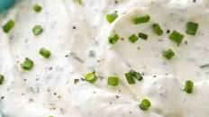 Easy Garlic and Herb Veggie Dip