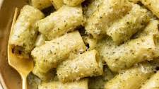 Easy Pesto Pasta