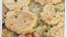 Easy Vegan Pot Pie with Biscuits