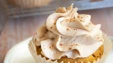 Fluffy Gluten Free Pumpkin Cupcakes with Cinnamon Buttercream