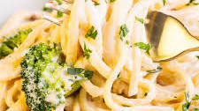 High Protein Cottage Cheese Pasta Sauce (Creamy and Delicious!)