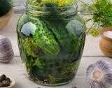 Homemade kosher dill pickles