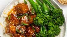 Honey Garlic Tofu (Vegan)