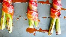 Honey Sriracha Asparagus Bundles