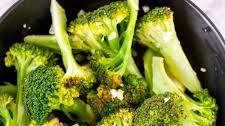 Instant Pot Broccoli Steamed With Lemon and Garlic