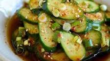 Korean Cucumber Salad (Oi Muchim 오이무침)