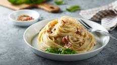 La vraie recette de pâtes carbonara au Parmesan