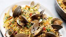 Linguine With Smoked Bacon, Leeks and Clams