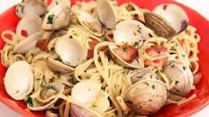 Linguine with Clams and Bacon Recipe