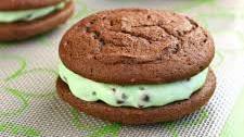 Mint Chocolate Chip Whoopie Pies