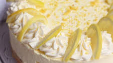 No-Bake Lemon Cheesecake!