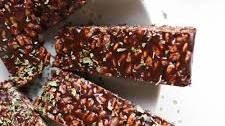 No-Bake Mint Chocolate Chip Bars