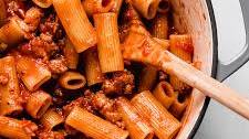 One Pot Spicy Tomato Pasta