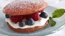 Pink Almond Whoopie Pies Recipe