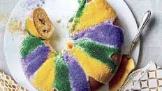 Praline-Cream Cheese King Cake