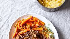 Pressure Cooker Pot Roast With Mashed Potatoes