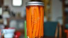 Quick Pickled Carrot Spears
