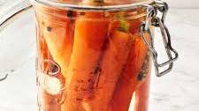 Quick Pickled Carrots