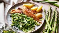 Quick pickled asparagus