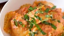 Ravioli with Creamy Sun-dried Tomato and Basil Sauce