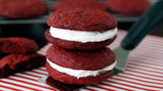 Red Velvet Whoopie Pie