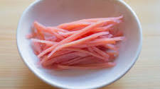 Red pickled ginger: Beni-shoga