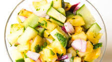 Refreshing Pineapple Relish